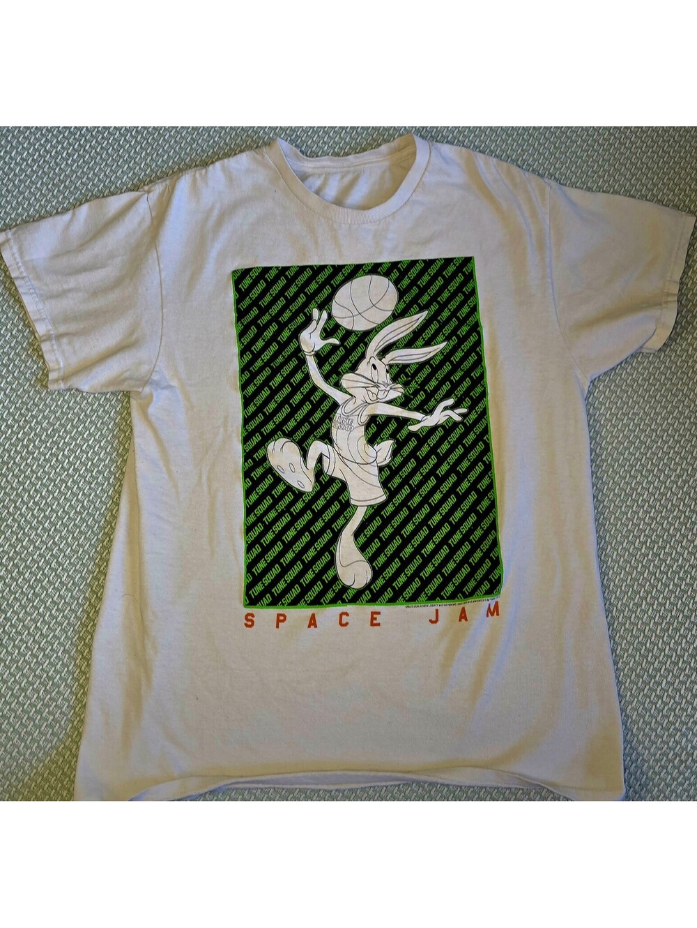 Space Jam Bugs Bunny t-shirt youth size large 14/16